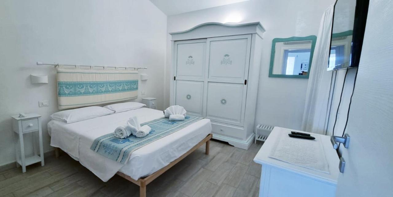 Le Pavoncelle Villa Budoni Exteriör bild